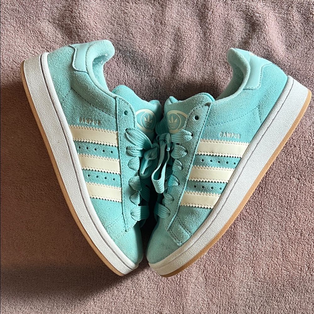 Adidas Women's Campus Sneakers - Light Blue